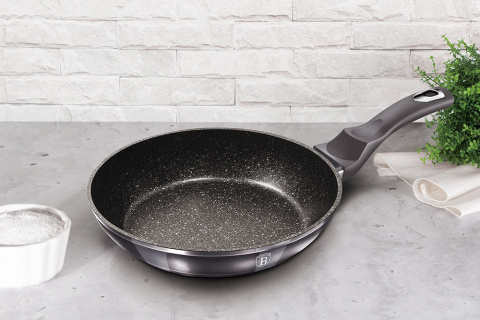 Patelnia 20cm z powłoką marmurową BerlingerHaus BH-6888 Szara Patelnia 20cm z powłoką marmurową BerlingerHaus BH-6888 Szara