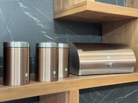 Zestaw 3 pojemników i chlebak Rose Gold Berlinger Haus BH-6730 Zestaw 3 pojemników i chlebak Rose Gold Berlinger Haus BH-6730