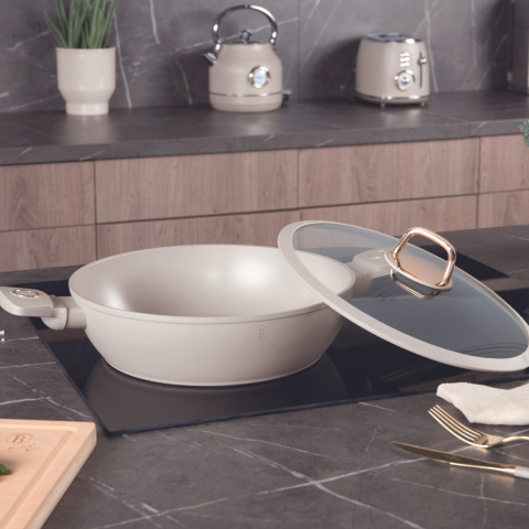 Garnek płytki 3,8 L z pokrywką 28cm Berlinger Haus Sahara BH-8068 Garnek płytki 3,8 L z pokrywką 28cm Berlinger Haus Sahara BH-8068